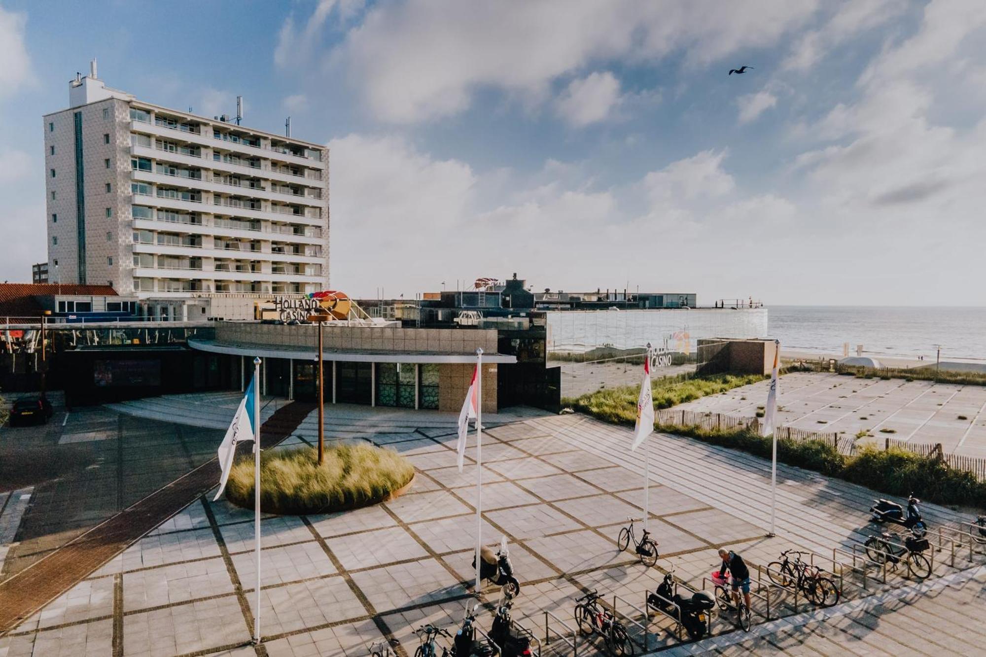 Апартаменты 'T Schelpje With Free Parking Зандфорт Экстерьер фото
